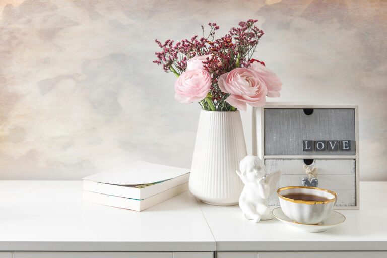 Home Decor Distribution